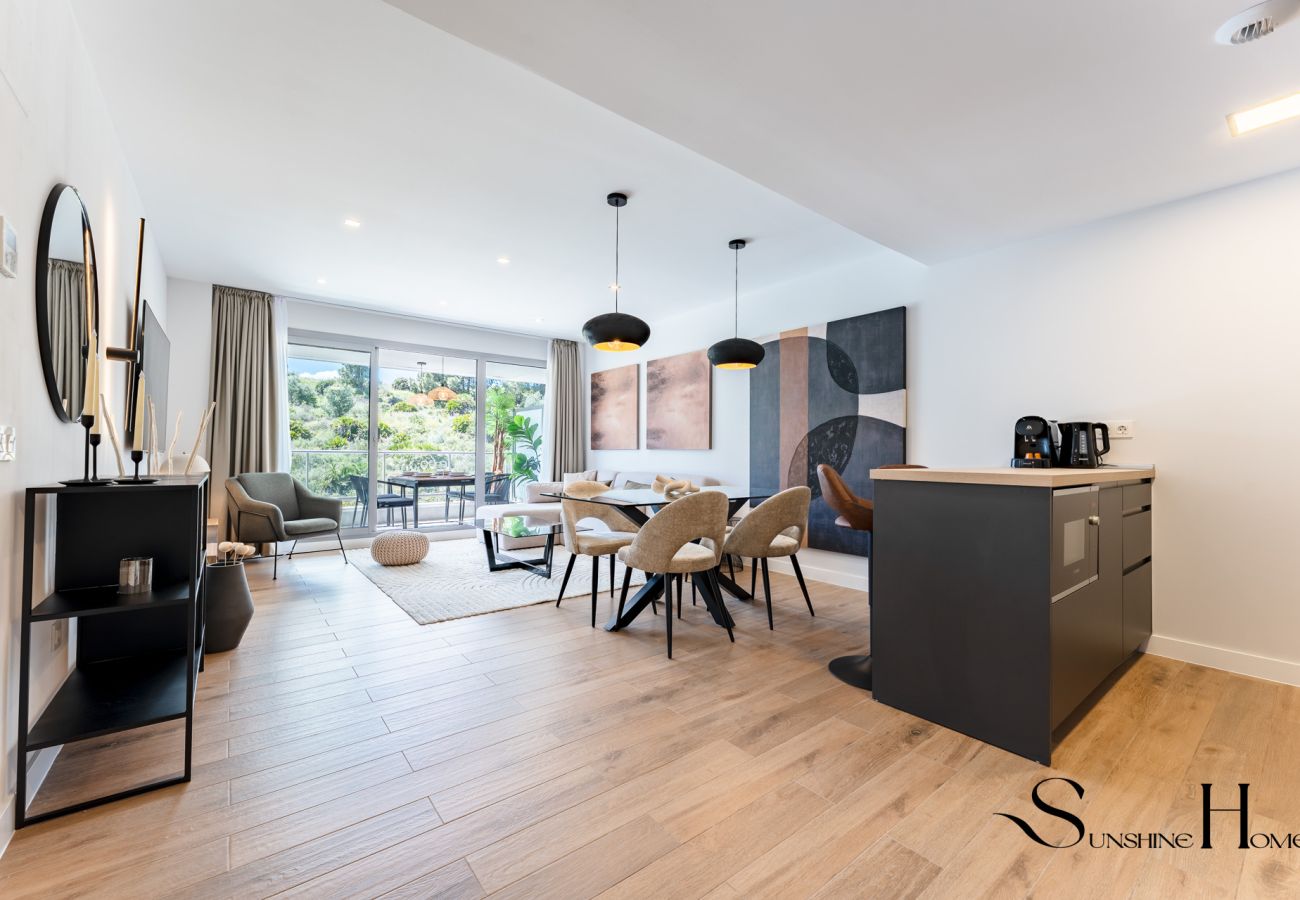 Apartment in Mijas Costa - Luxury 2-Bedroom Apartment | Pools, Sauna, Gym & More!