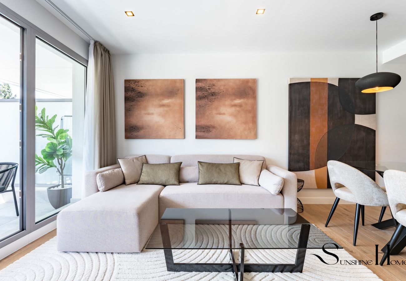 Apartment in Mijas Costa - Luxury 2-Bedroom Apartment | Pools, Sauna, Gym & More!