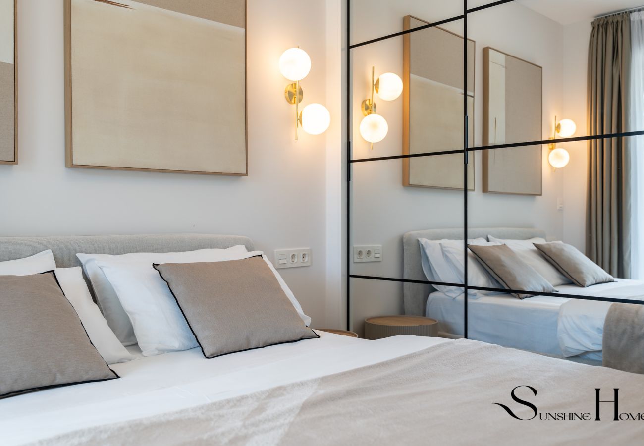 Apartment in Mijas Costa - Luxury 2-Bedroom Apartment | Pools, Sauna, Gym & More!
