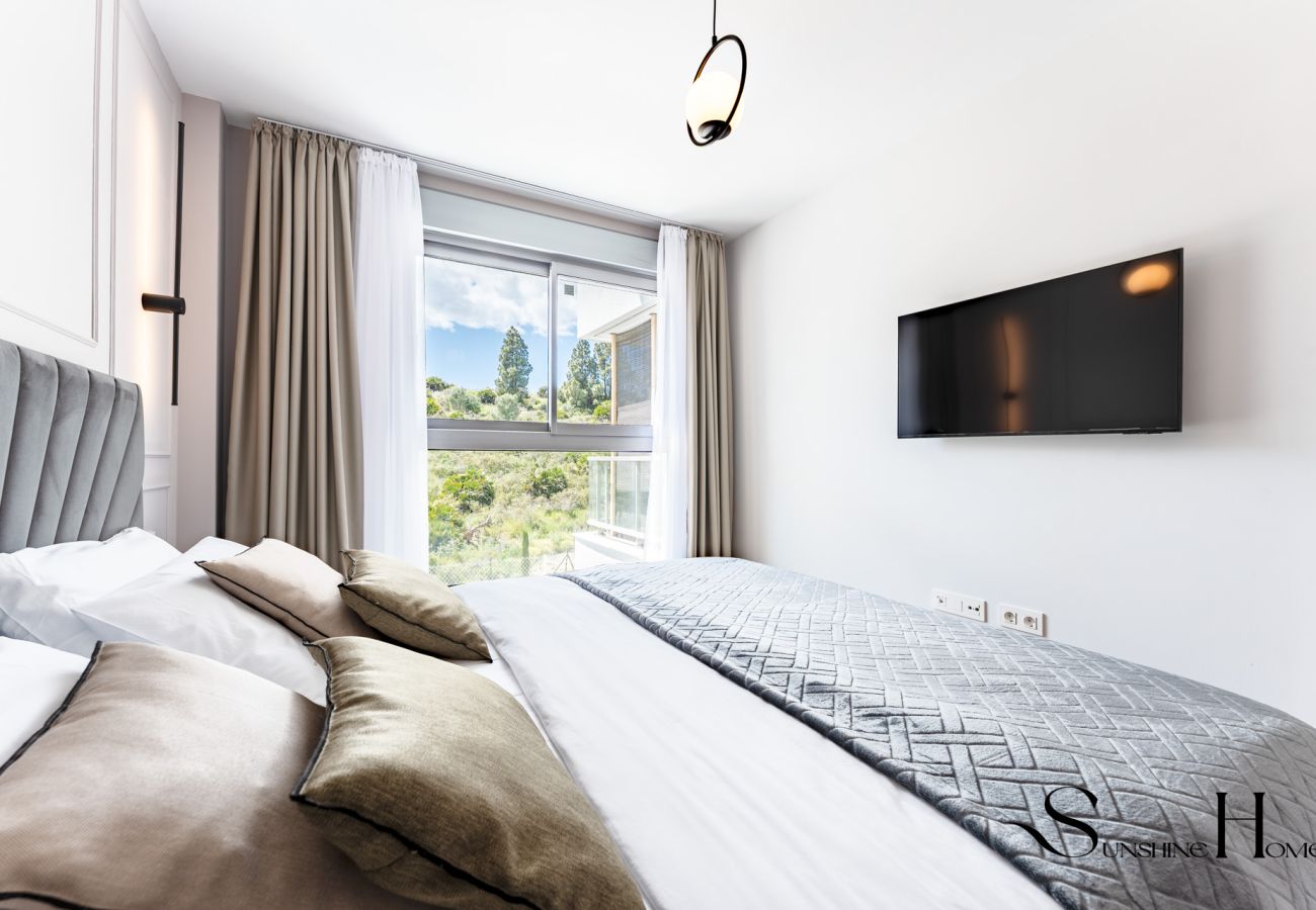 Apartment in Mijas Costa - Luxury 2-Bedroom Apartment | Pools, Sauna, Gym & More!