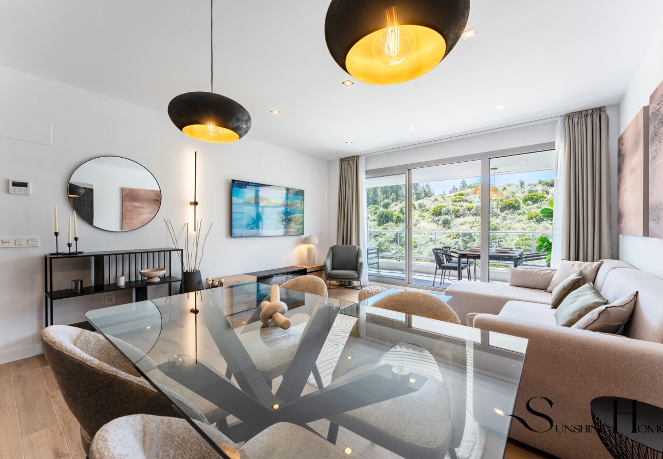Apartment in Mijas Costa - Luxury 2-Bedroom Apartment | Pools, Sauna, Gym & More!