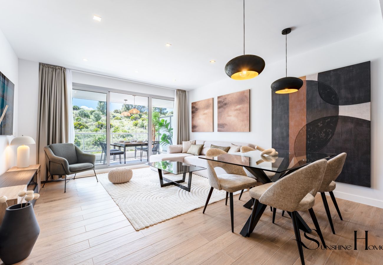 Apartment in Mijas Costa - Luxury 2-Bedroom Apartment | Pools, Sauna, Gym & More!