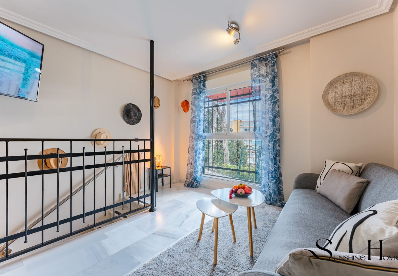 Apartment in Torremolinos - Cozy 2 Bedroom Duplex, Parking, Terrace, Office, Pool! 