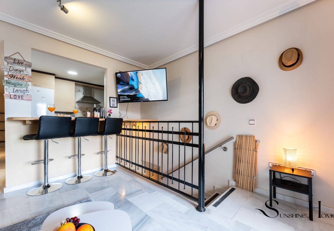 Apartment in Torremolinos - Cozy 2 Bedroom Duplex, Parking, Terrace, Office, Pool! 