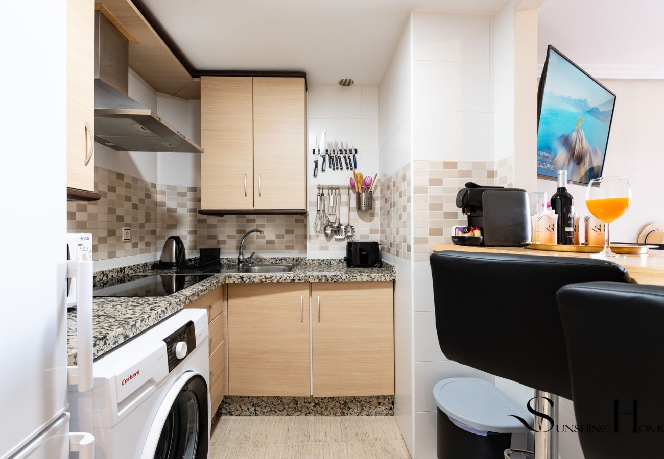 Apartment in Torremolinos - Cozy 2 Bedroom Duplex, Parking, Terrace, Office, Pool! 
