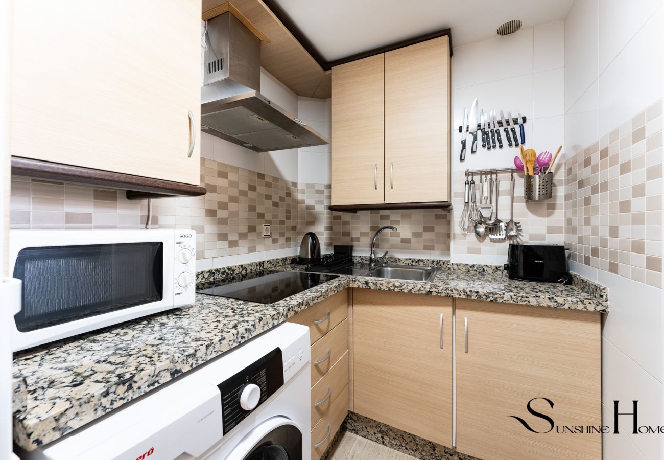 Apartment in Torremolinos - Cozy 2 Bedroom Duplex, Parking, Terrace, Office, Pool! 