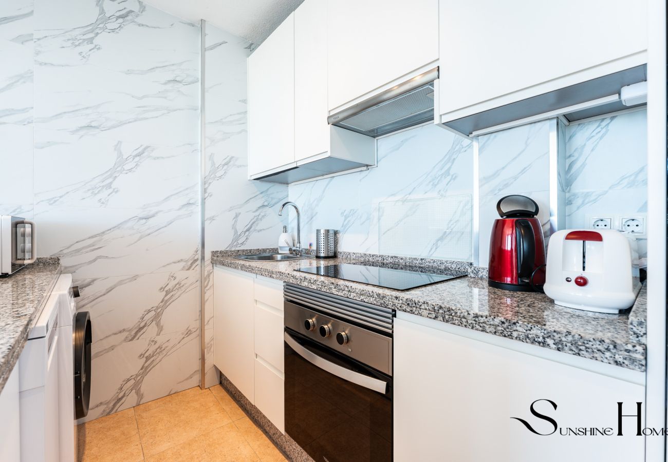 Apartment in Benalmádena - Central 2 Bed / Pool / SEA VIEW 
