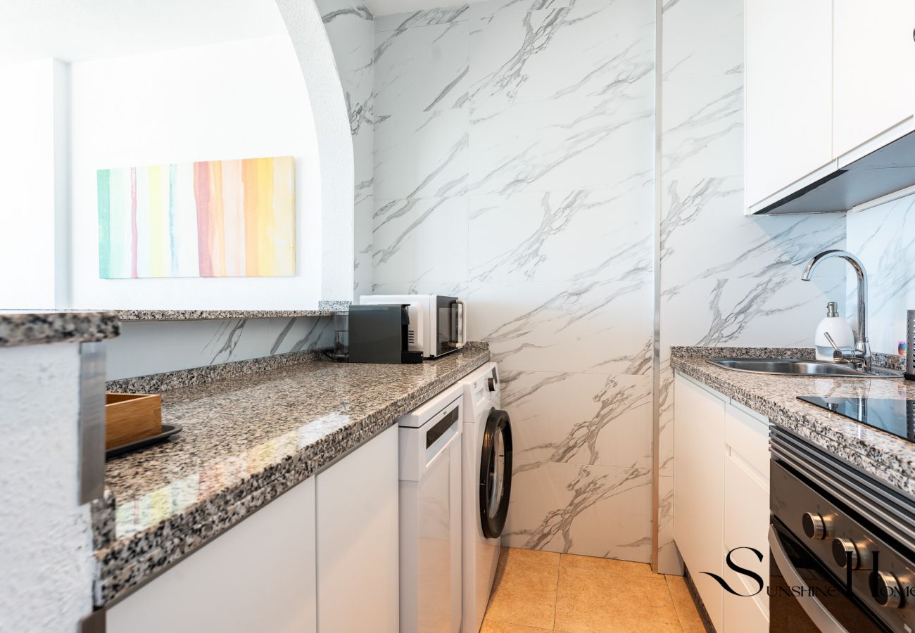 Apartment in Benalmádena - Central 2 Bed / Pool / SEA VIEW 