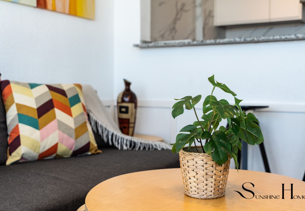 Apartment in Benalmádena - Central 2 Bed / Pool / SEA VIEW 