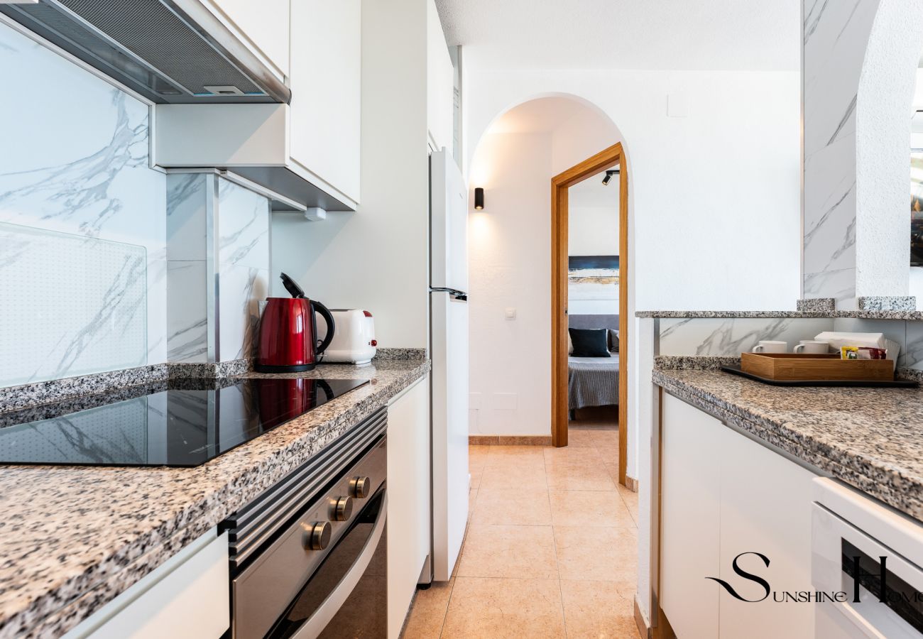 Apartment in Benalmádena - Central 2 Bed / Pool / SEA VIEW 