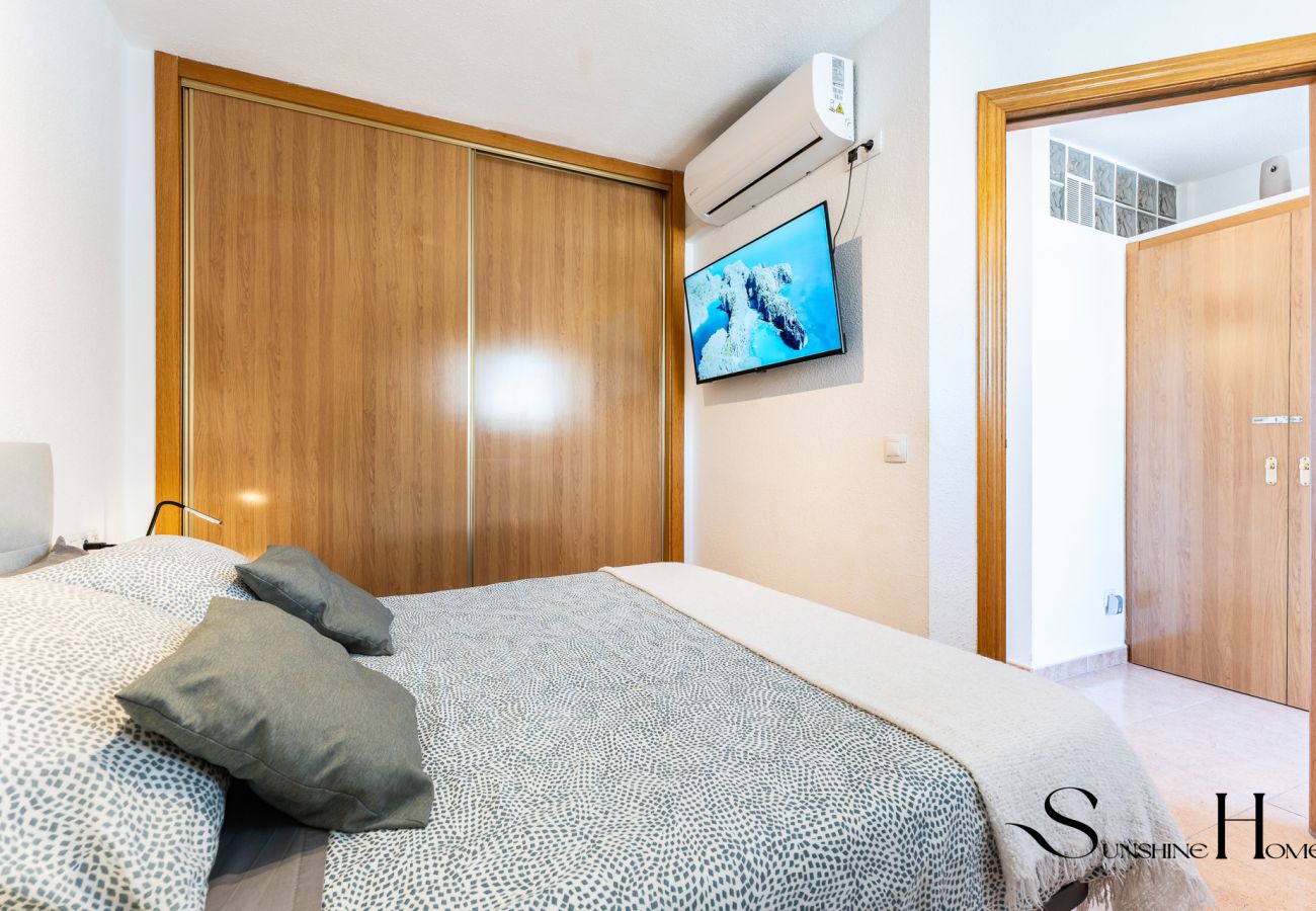 Apartment in Benalmádena - Central 2 Bed / Pool / SEA VIEW 