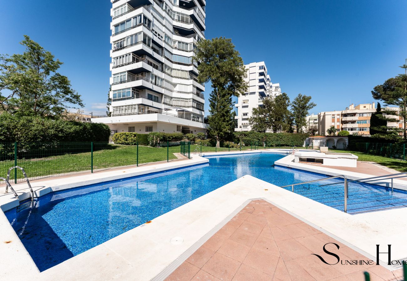 Apartment in Benalmádena - Central 2 Bed / Pool / SEA VIEW 