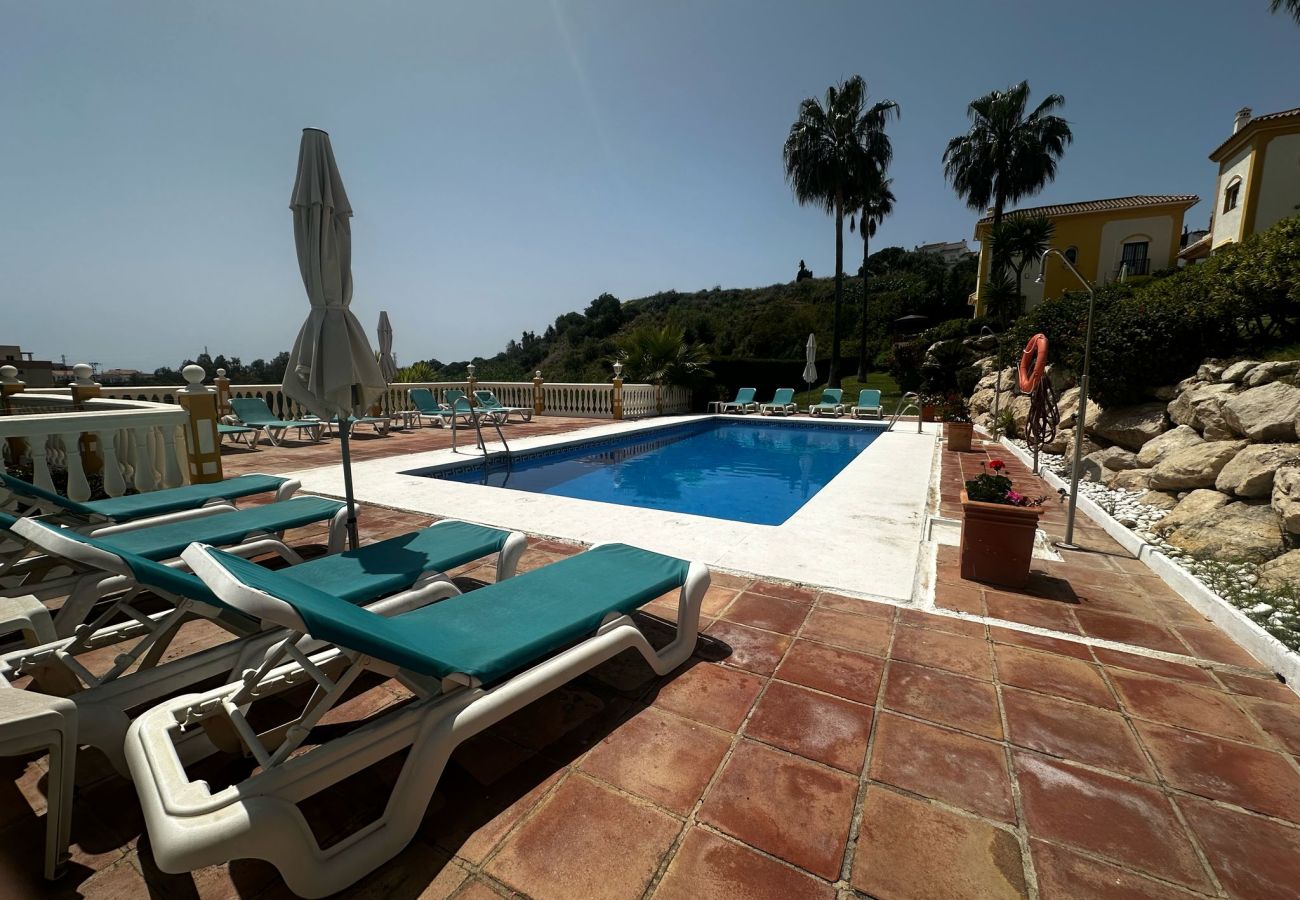 Townhouse in Mijas Costa - Peaceful Lux, 3 Bed townhouse 10 min to the Beach