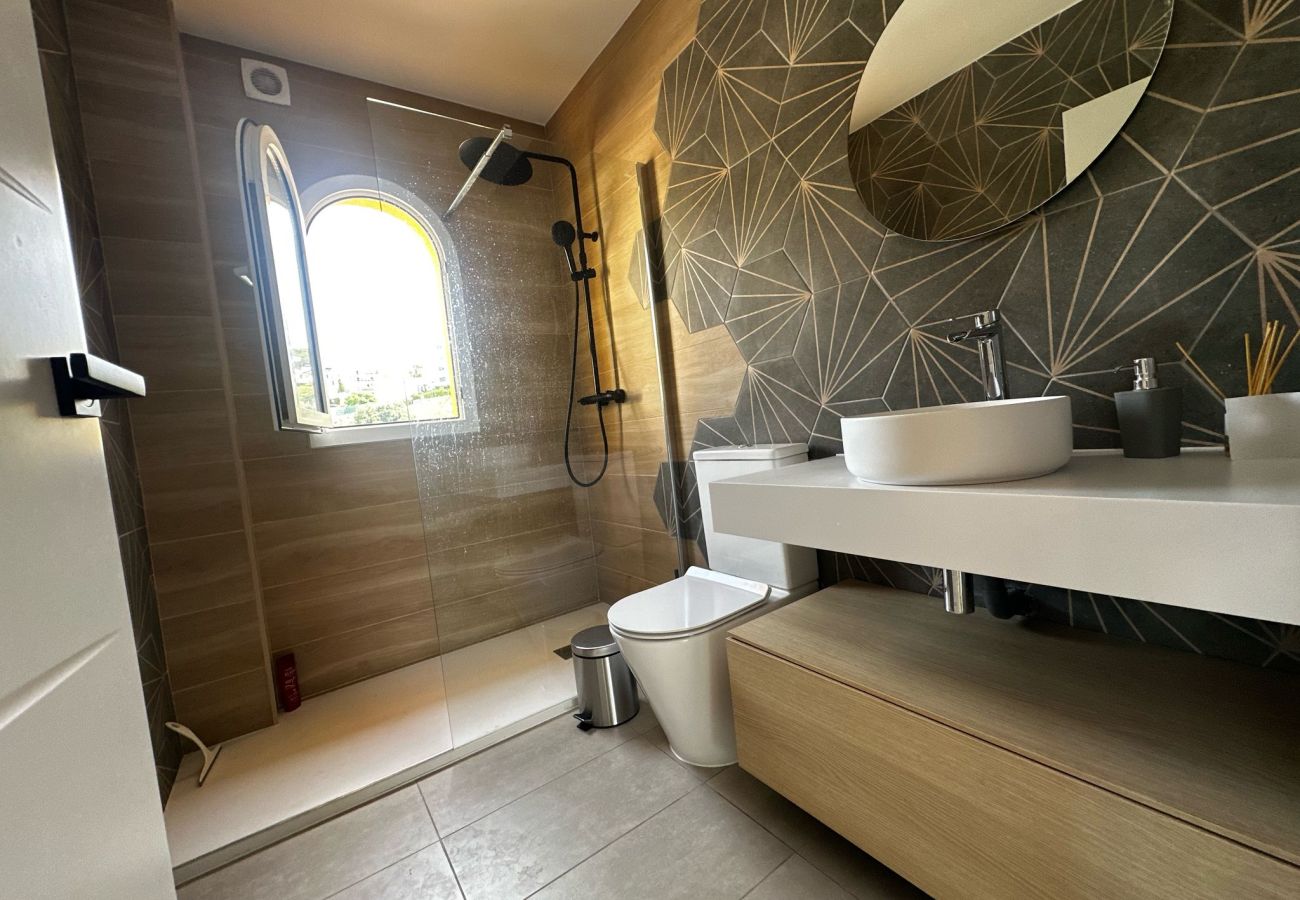 Townhouse in Mijas Costa - Peaceful Lux, 3 Bed townhouse 10 min to the Beach