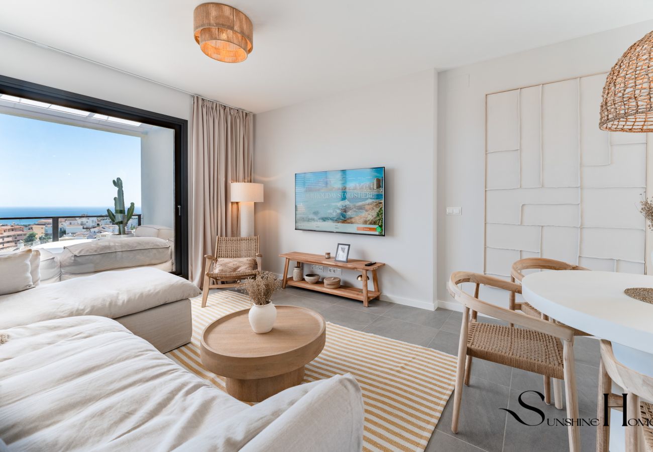 Terraced House in Mijas - Luxury 3-Bed Mijas Villa – Sea View, Pool & Jacuzzi