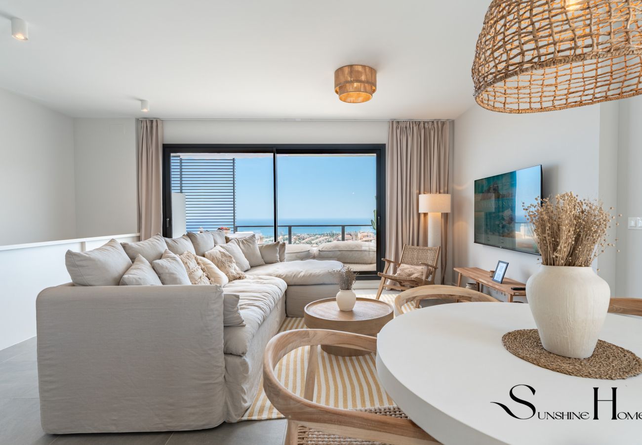 Terraced House in Mijas - Luxury 3-Bed Mijas Villa – Sea View, Pool & Jacuzzi