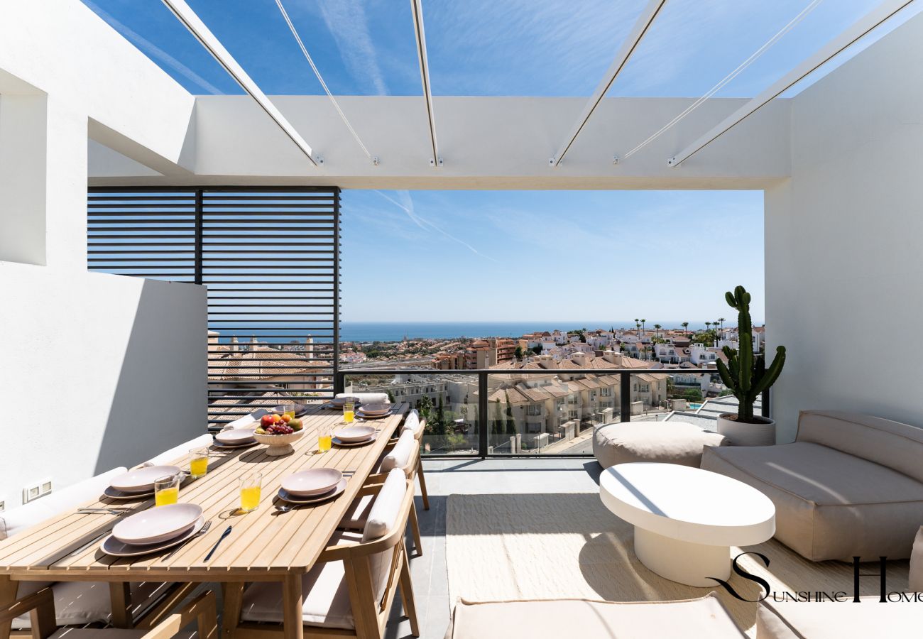 Terraced House in Mijas - Luxury 3-Bed Mijas Villa – Sea View, Pool & Jacuzzi