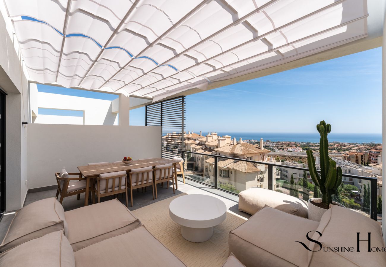 Terraced House in Mijas - Luxury 3-Bed Mijas Villa – Sea View, Pool & Jacuzzi