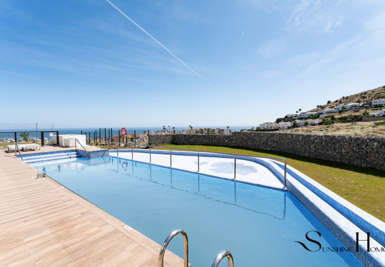 Terraced House in Mijas - Luxury 3-Bed Mijas Villa – Sea View, Pool & Jacuzzi