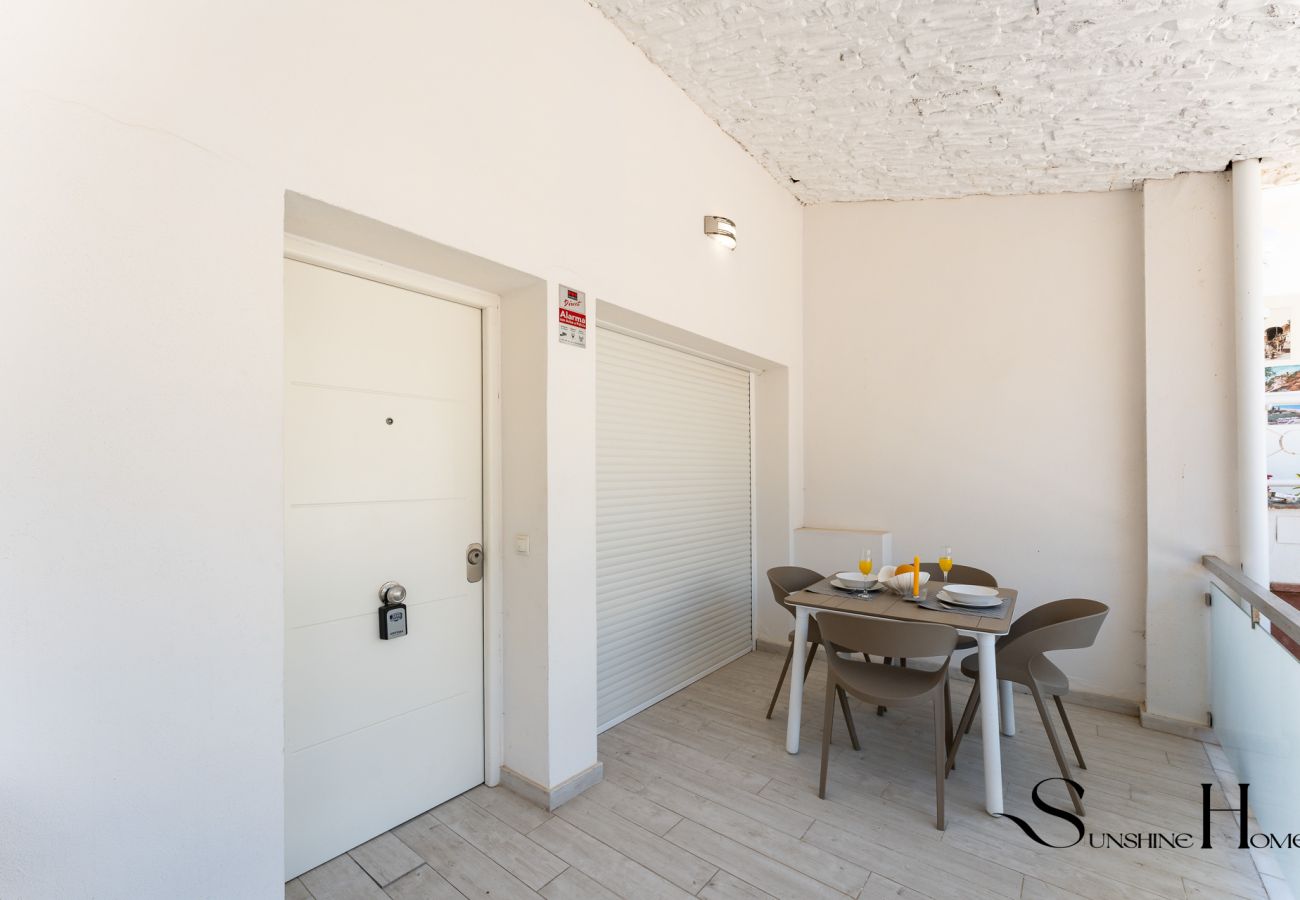 Apartment in Benalmádena - Top Location, 50m from the Beach and Resaurants
