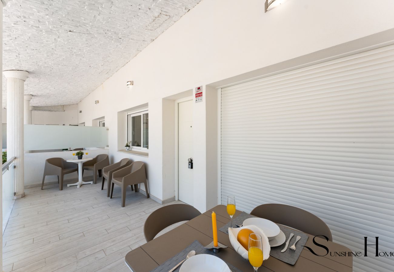 Apartment in Benalmádena - Top Location, 50m from the Beach and Resaurants