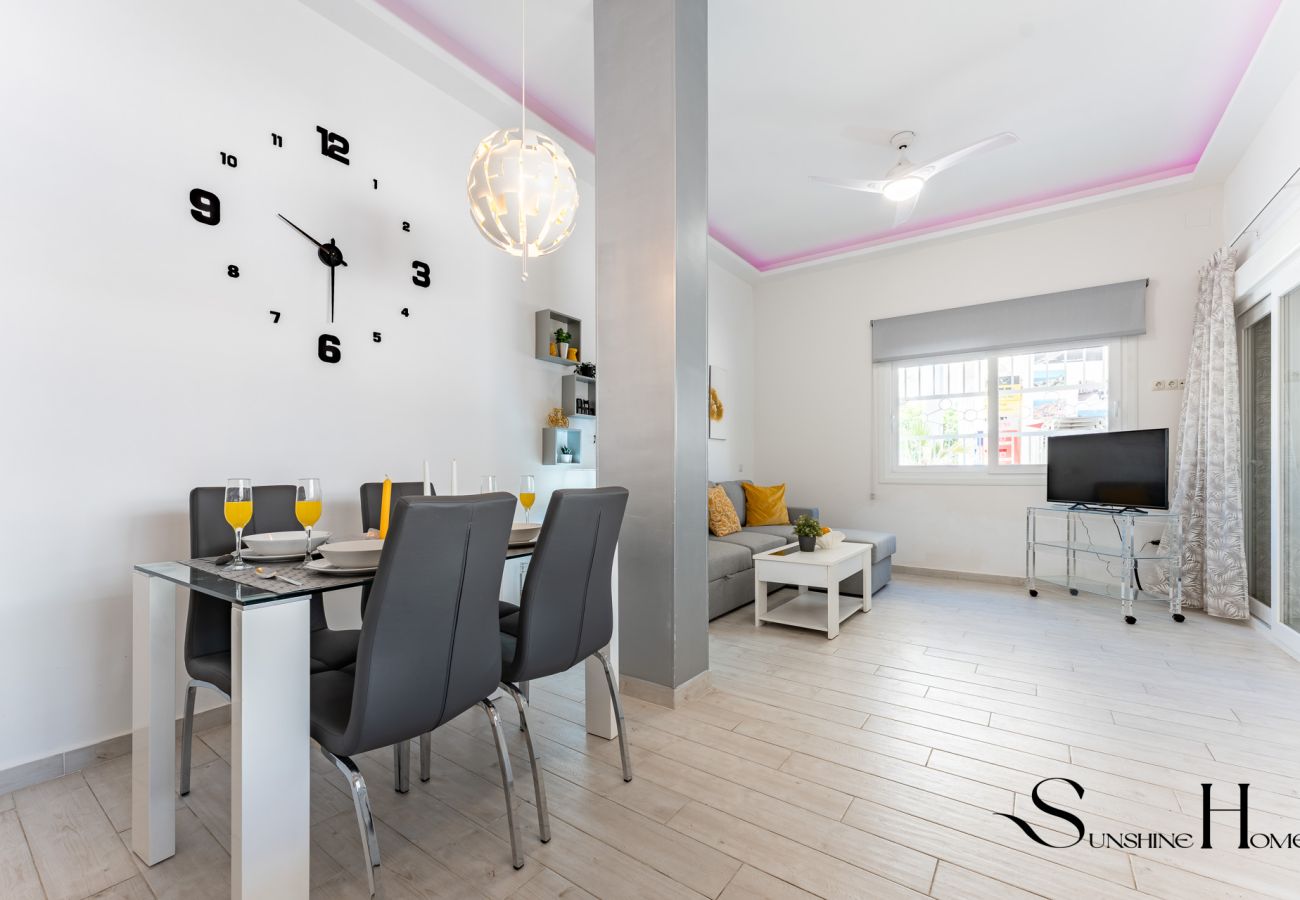 Apartment in Benalmádena - Top Location, 50m from the Beach and Resaurants