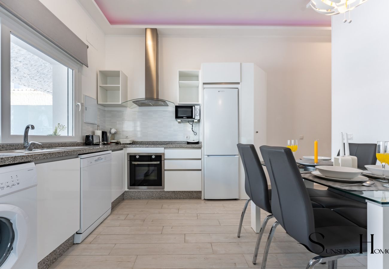 Apartment in Benalmádena - Top Location, 50m from the Beach and Resaurants