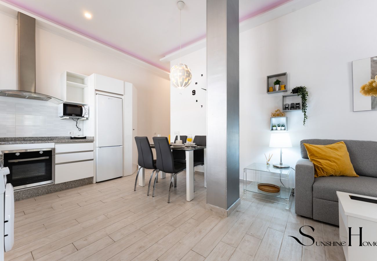 Apartment in Benalmádena - Top Location, 50m from the Beach and Resaurants