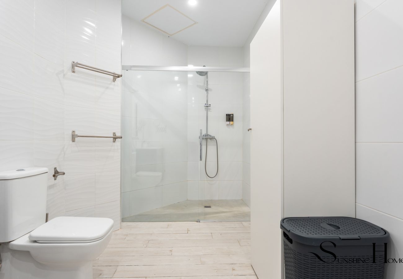 Apartment in Benalmádena - Top Location, 50m from the Beach and Resaurants