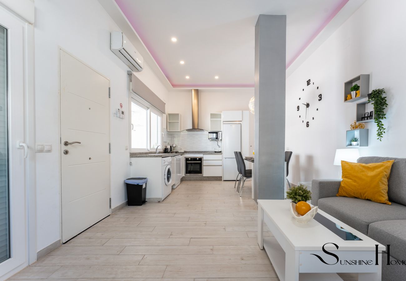 Apartment in Benalmádena - Top Location, 50m from the Beach and Resaurants
