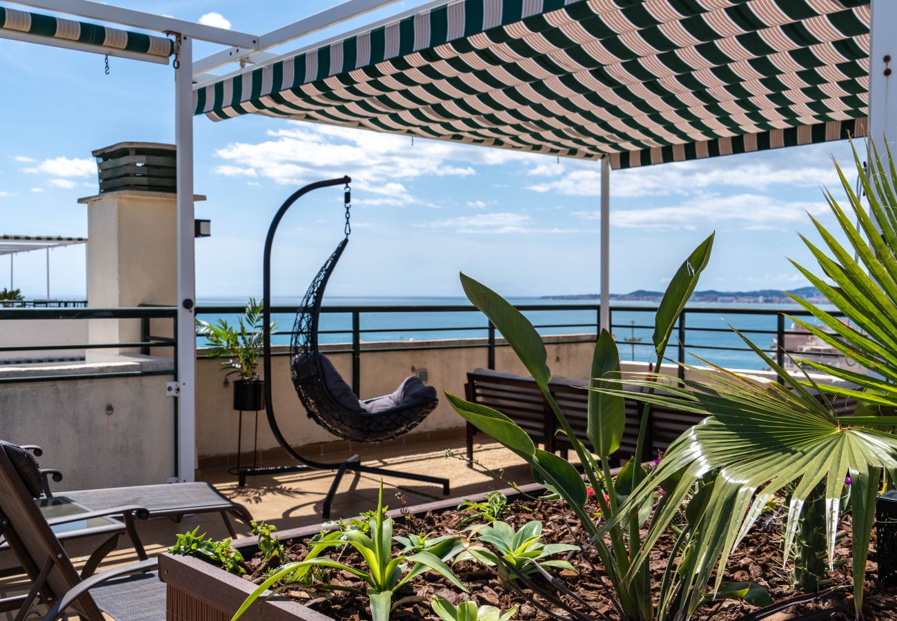 Apartment in Benalmádena - Terrace of Paradise, 3 Bed Duplex, Bbq, Views, Pool, Parking