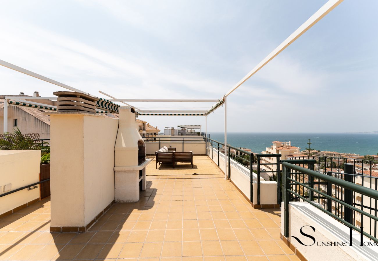 Apartment in Benalmádena - Terrace of Paradise, 3 Bed Duplex, Bbq, Views, Pool, Parking