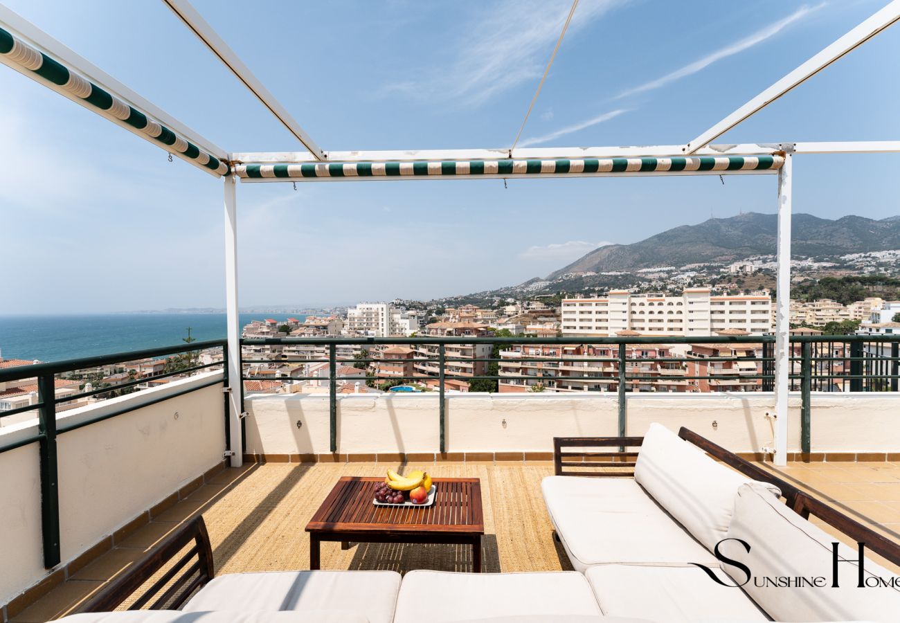Apartment in Benalmádena - Terrace of Paradise, 3 Bed Duplex, Bbq, Views, Pool, Parking