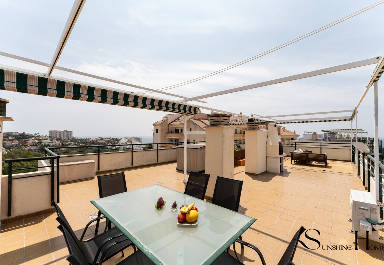Apartment in Benalmádena - Terrace of Paradise, 3 Bed Duplex, Bbq, Views, Pool, Parking