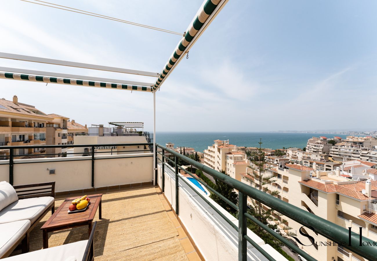 Apartment in Benalmádena - Terrace of Paradise, 3 Bed Duplex, Bbq, Views, Pool, Parking