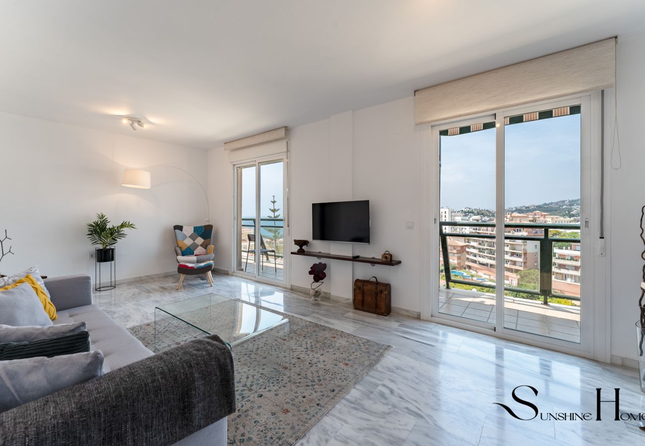 Apartment in Benalmádena - Terrace of Paradise, 3 Bed Duplex, Bbq, Views, Pool, Parking