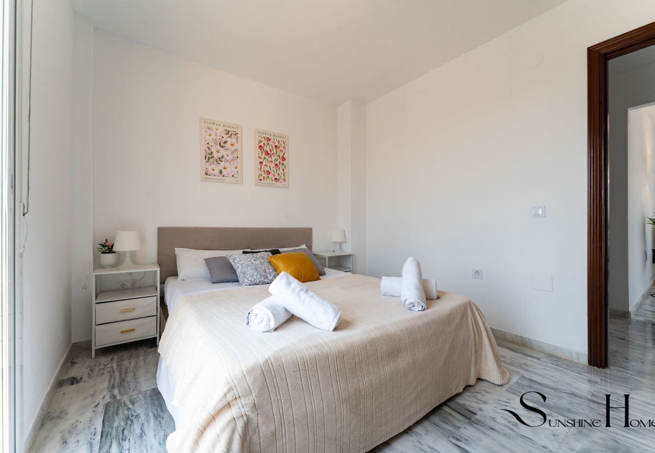 Apartment in Benalmádena - Terrace of Paradise, 3 Bed Duplex, Bbq, Views, Pool, Parking