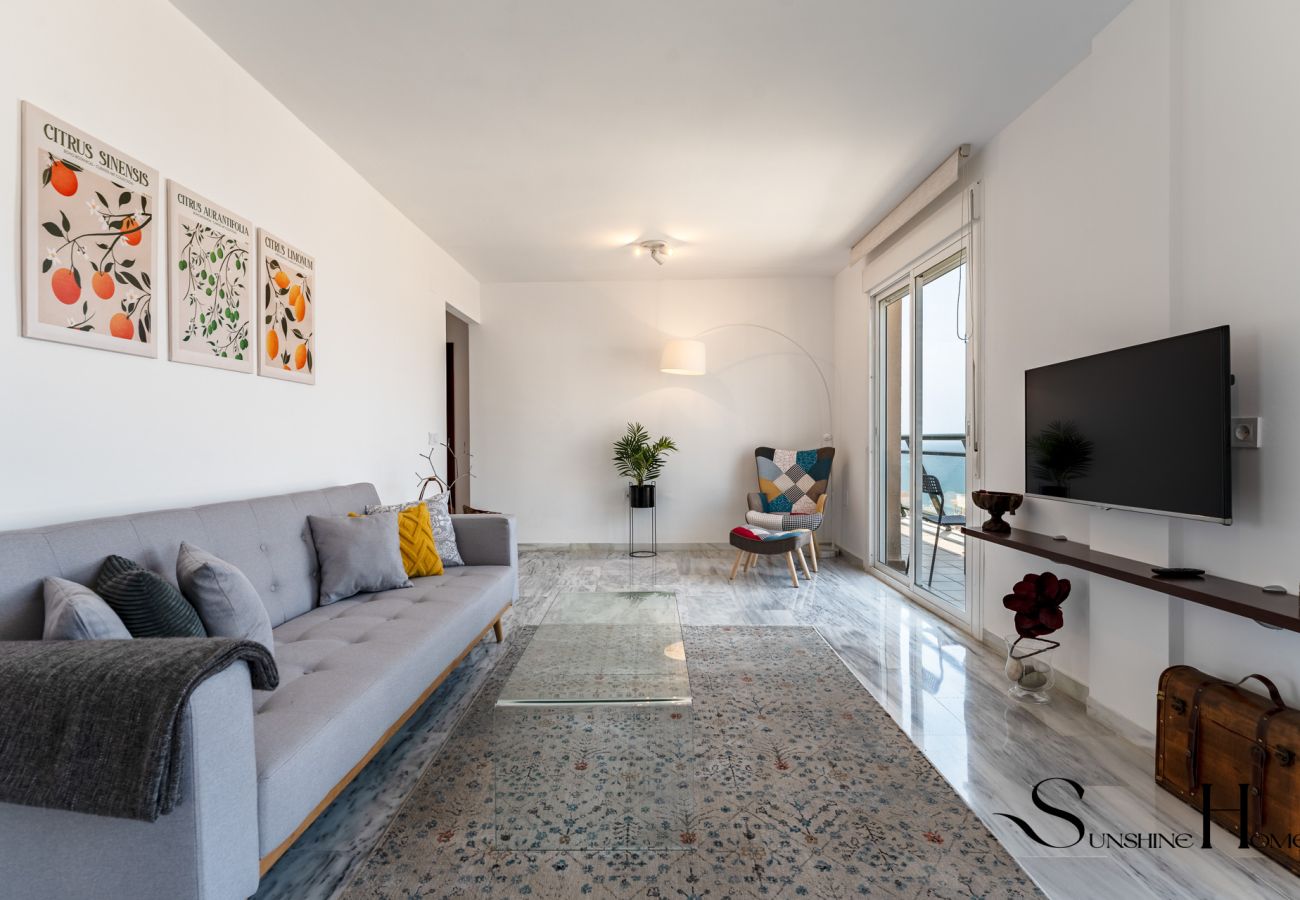 Apartment in Benalmádena - Terrace of Paradise, 3 Bed Duplex, Bbq, Views, Pool, Parking