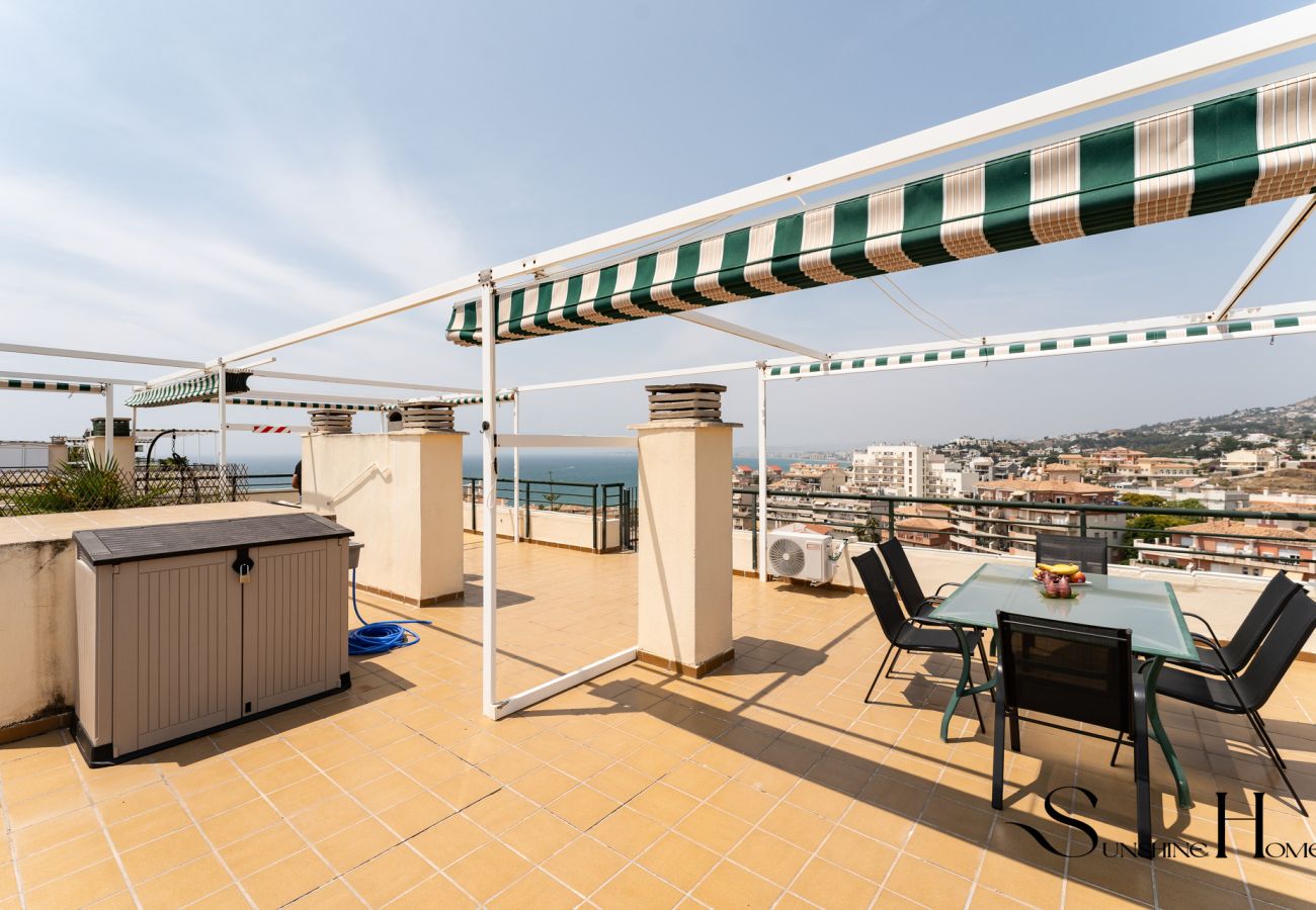 Apartment in Benalmádena - Terrace of Paradise, 3 Bed Duplex, Bbq, Views, Pool, Parking