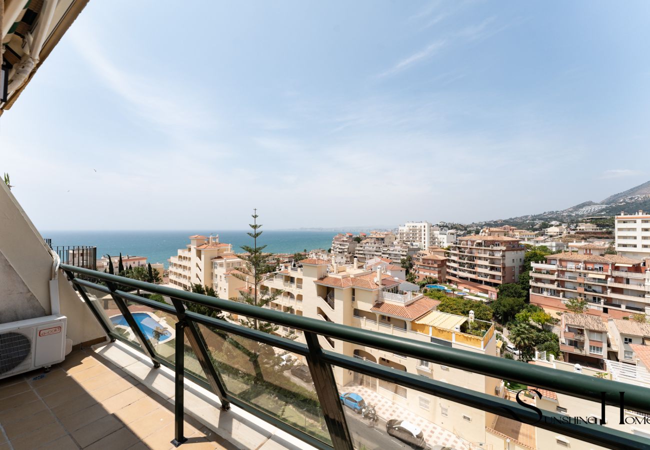 Apartment in Benalmádena - Terrace of Paradise, 3 Bed Duplex, Bbq, Views, Pool, Parking