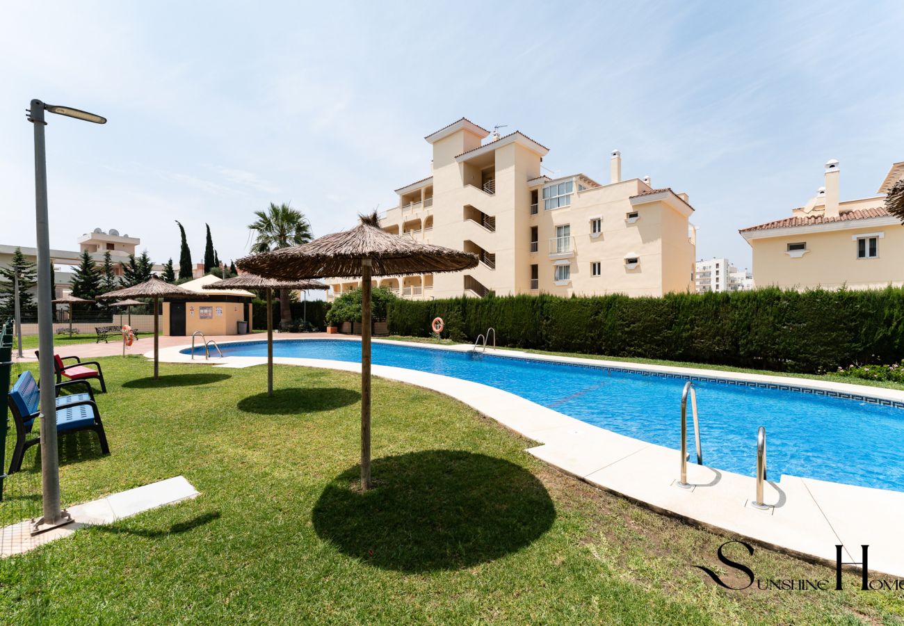 Apartment in Benalmádena - Terrace of Paradise, 3 Bed Duplex, Bbq, Views, Pool, Parking