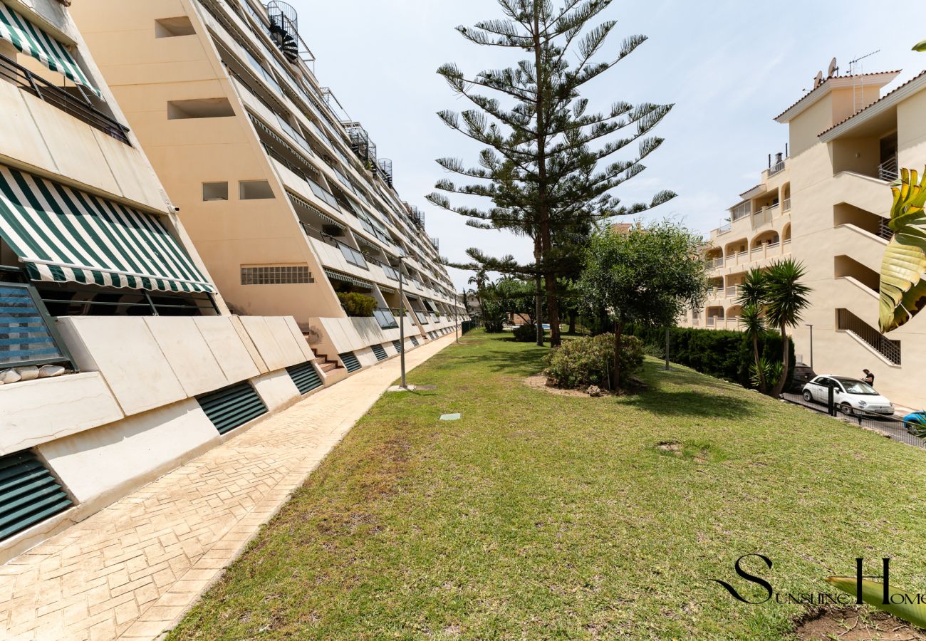 Apartment in Benalmádena - Terrace of Paradise, 3 Bed Duplex, Bbq, Views, Pool, Parking