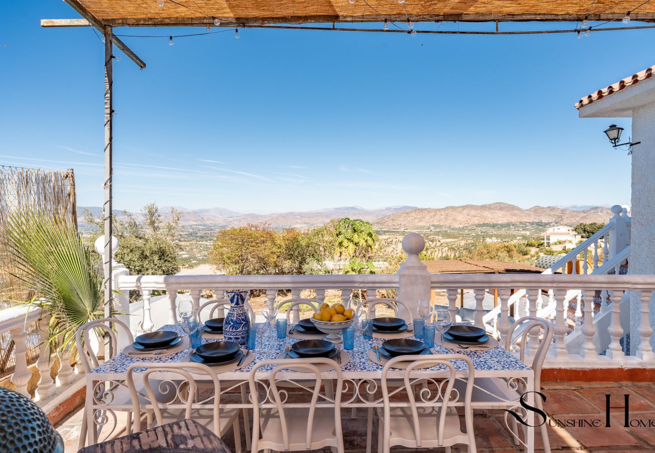 Villa in Alhaurín el Grande - Heated pool & spa villa in the mountains