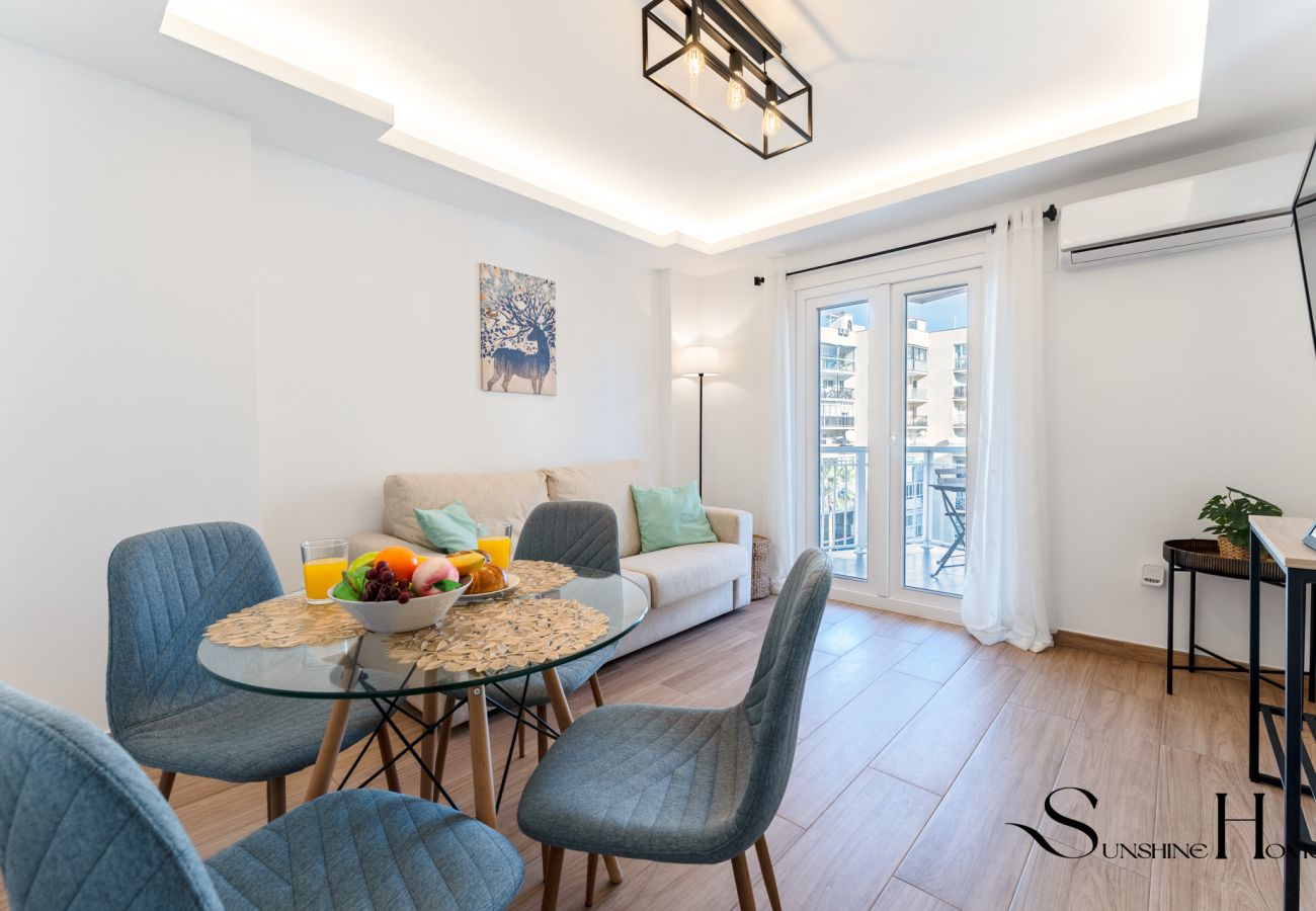 Apartment in Torremolinos - Beachfront place with Balcony & Pool REF065