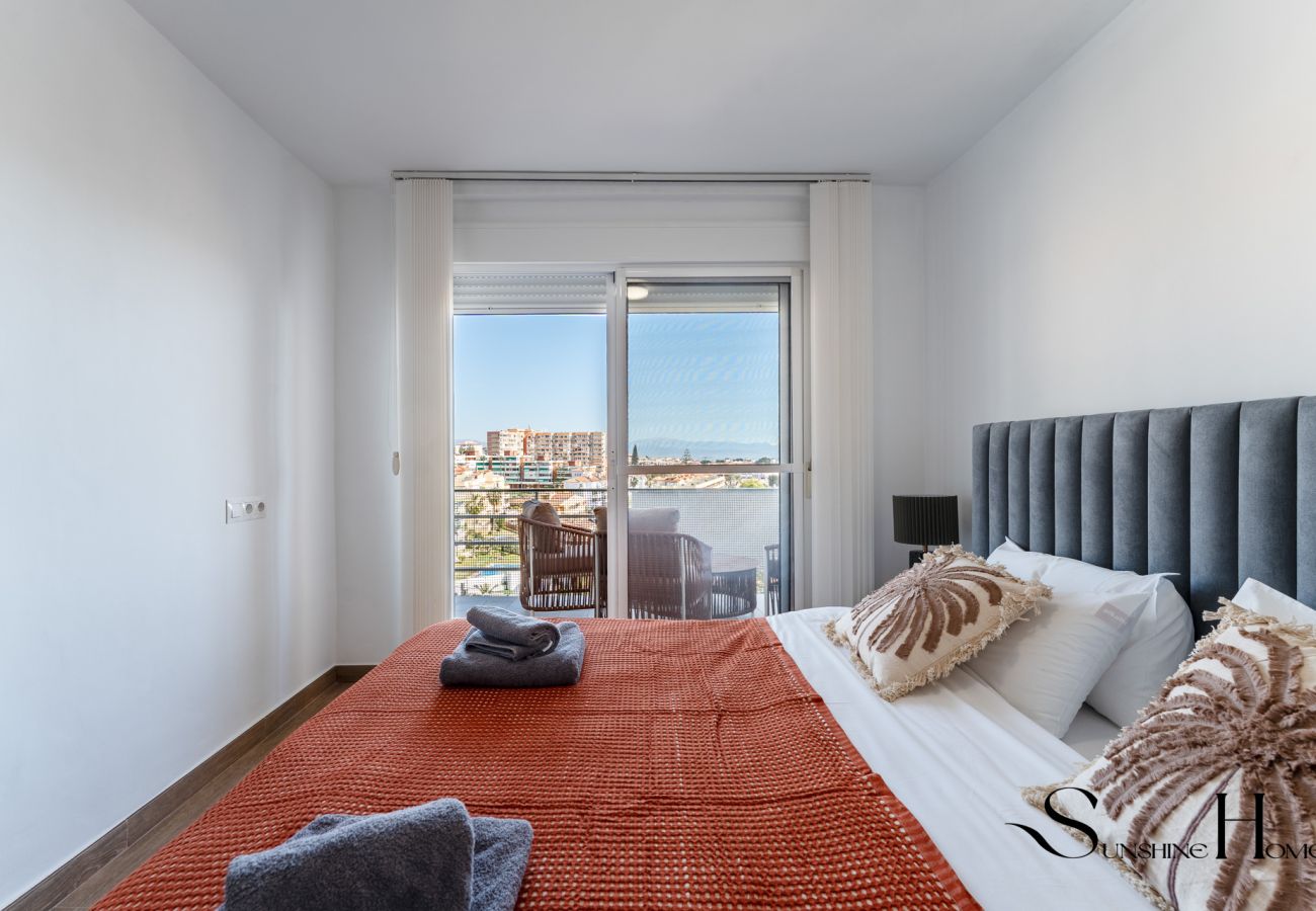 Apartment in Benalmádena - Levante, Stylish apartment for 4 persons, midstay