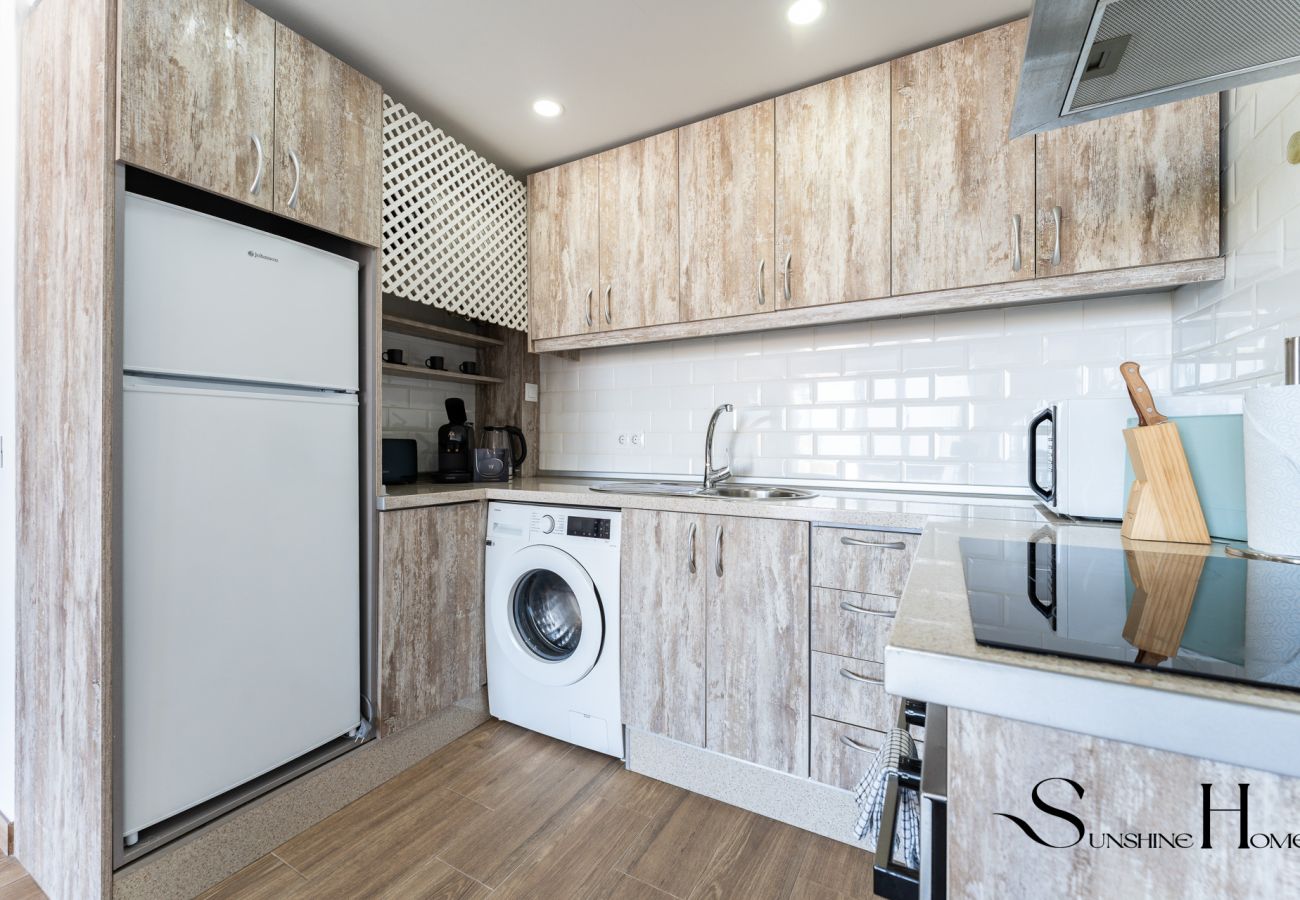 Apartment in Benalmádena - Levante, Stylish apartment for 4 persons, midstay