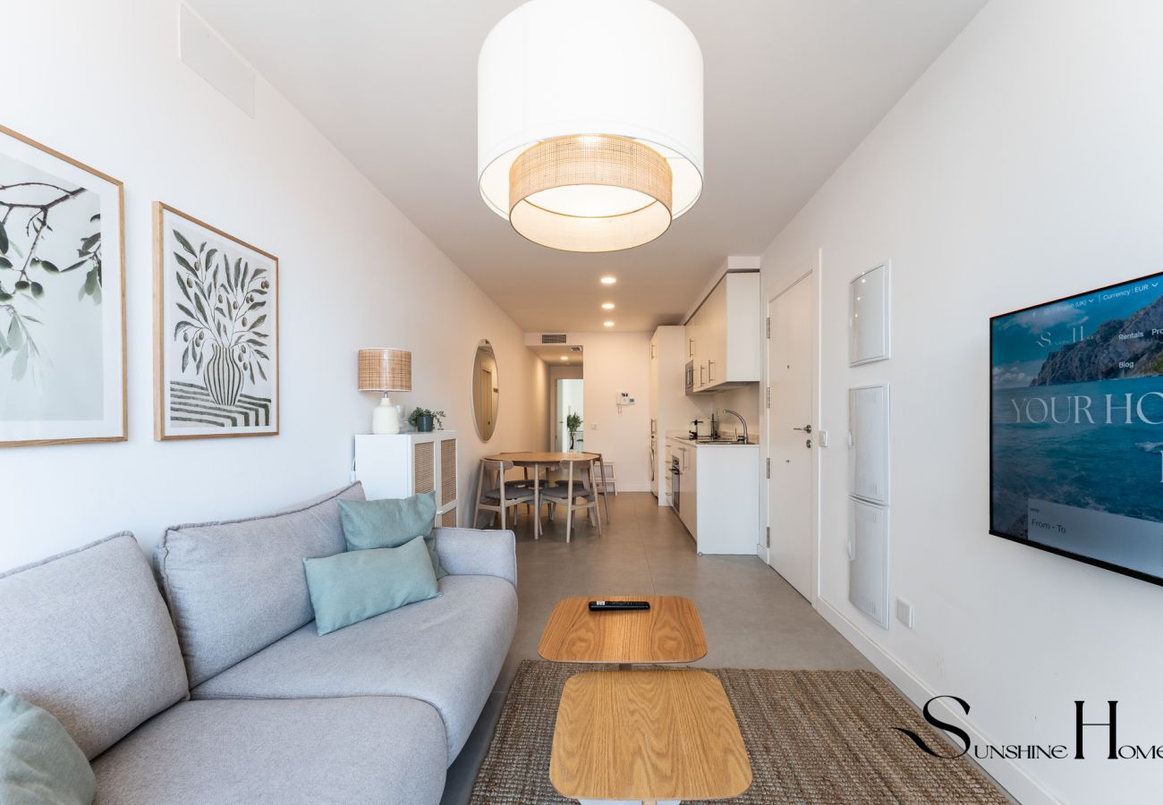 Apartment in Fuengirola - Fancy 2 Bedroom Fuengirola Escape REF071