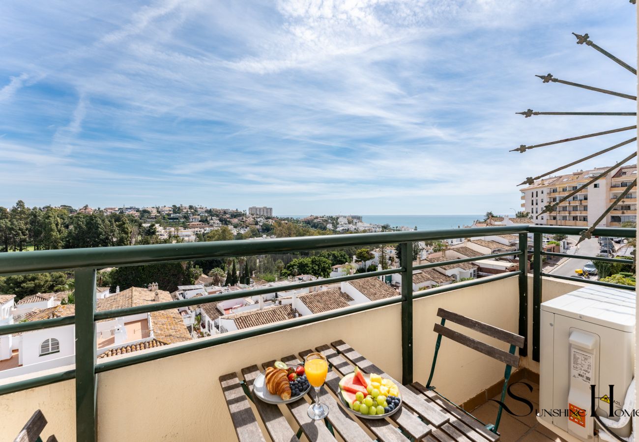 Apartment in Benalmádena - 3 Bed Penthouse With Stunning views 