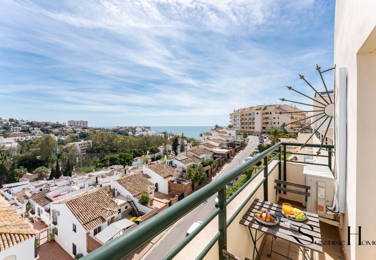 Apartment in Benalmádena - 3 Bed Penthouse With Stunning views 