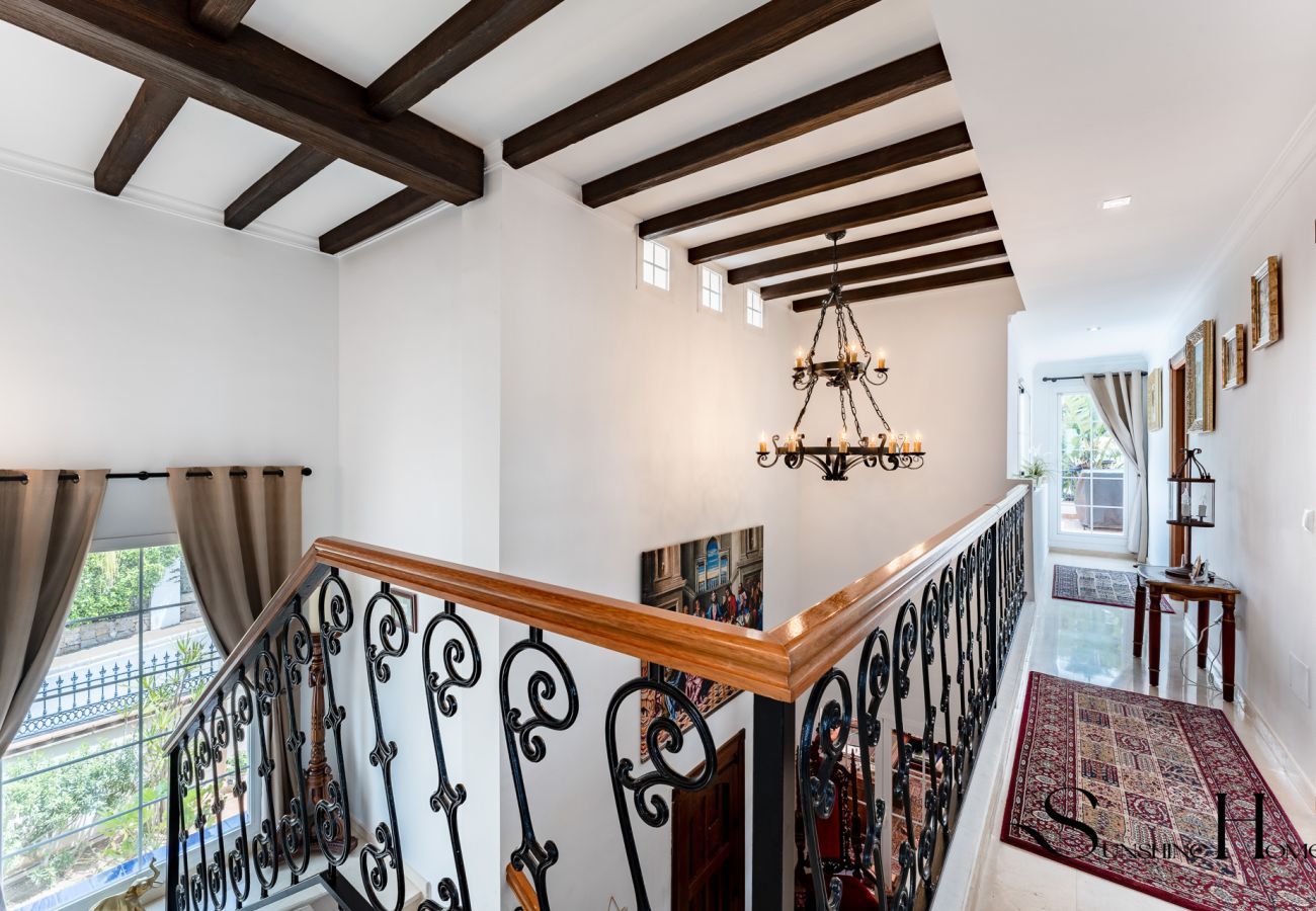 Villa in Alhaurín el Grande - Luxury 3BR Villa by Alhaurín Golf w/ Heated Pool REF011